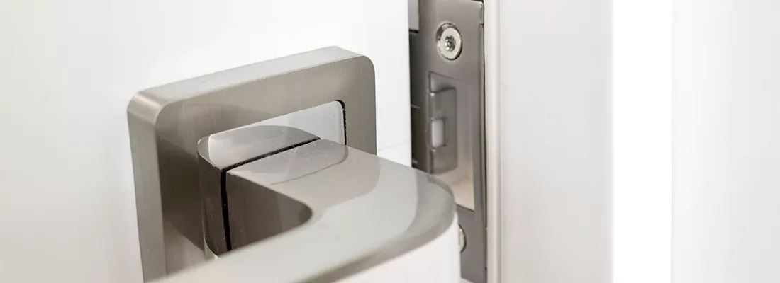 Seamless Integration of Magnetic Locks with Access Control Systems in University, FL